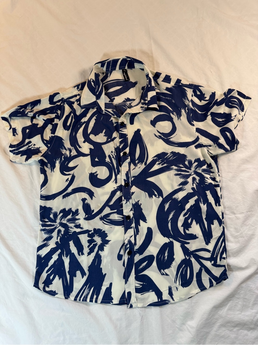 Women’s Short-Sleeve Abstract Print Shirt - Blue/White